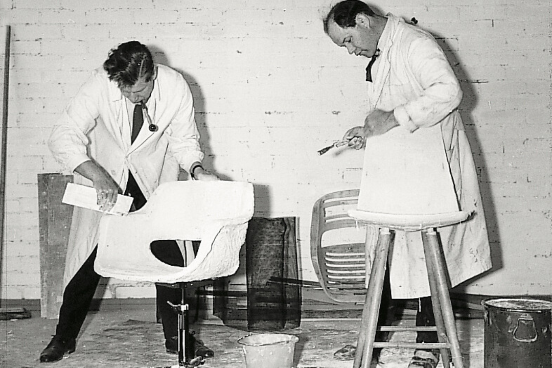 a historical photo of Martela