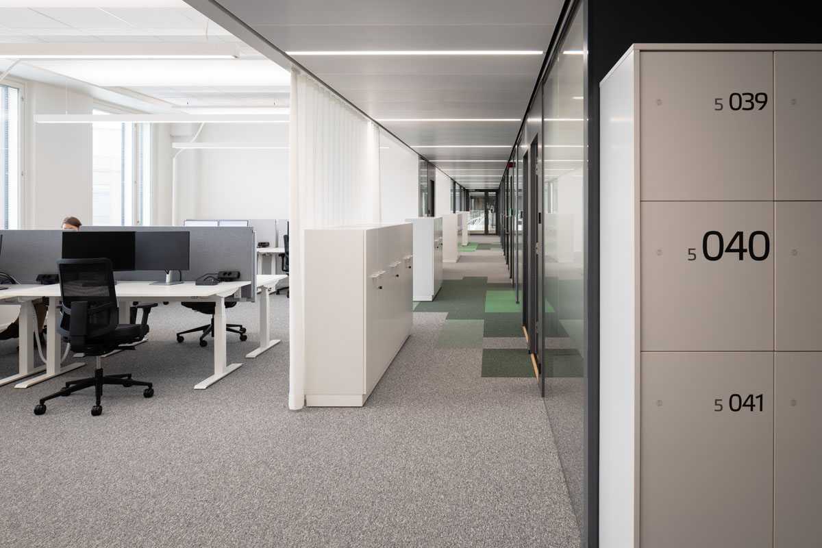 Capa- ja Combo-kaapit, James-työtuoli