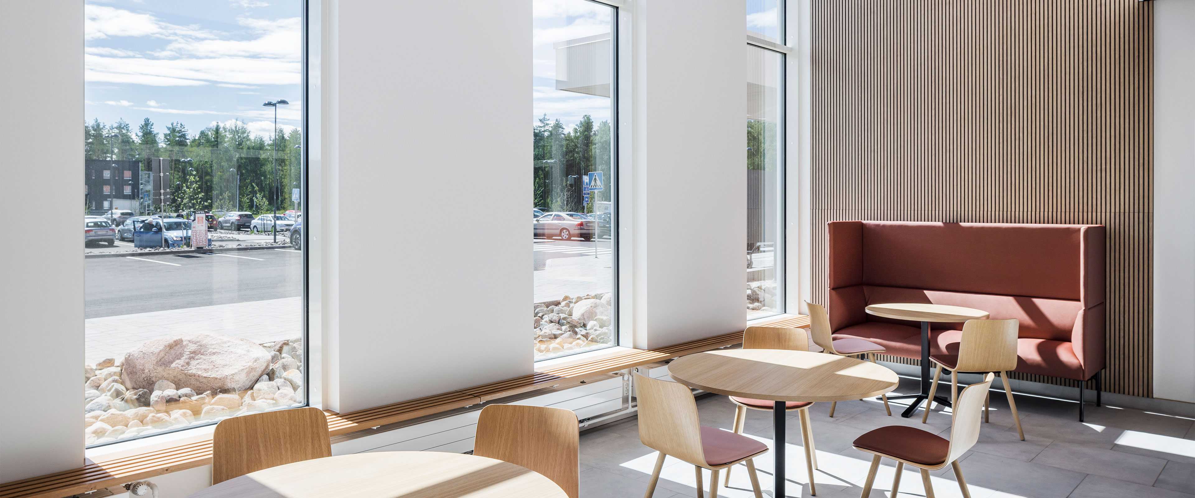 Table groups in Ratamo Centre's cafeteria