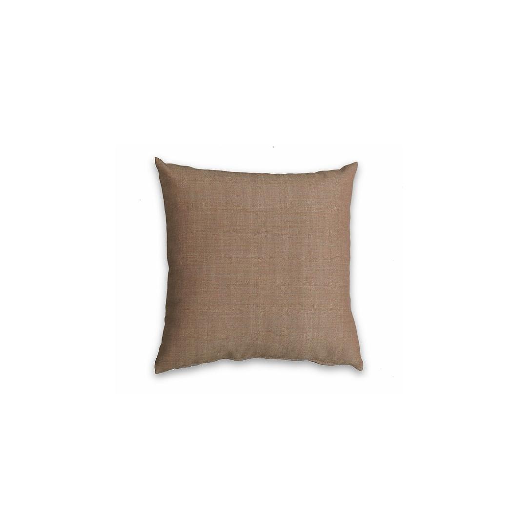 Decorative_cushion_330PM_fullHD.jpg
