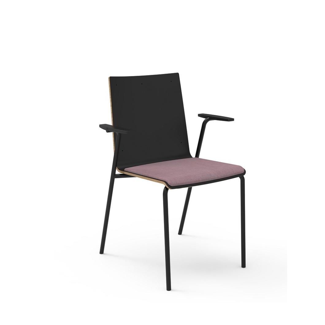 Form_with_four_leg_base_01_fullHD.jpg
