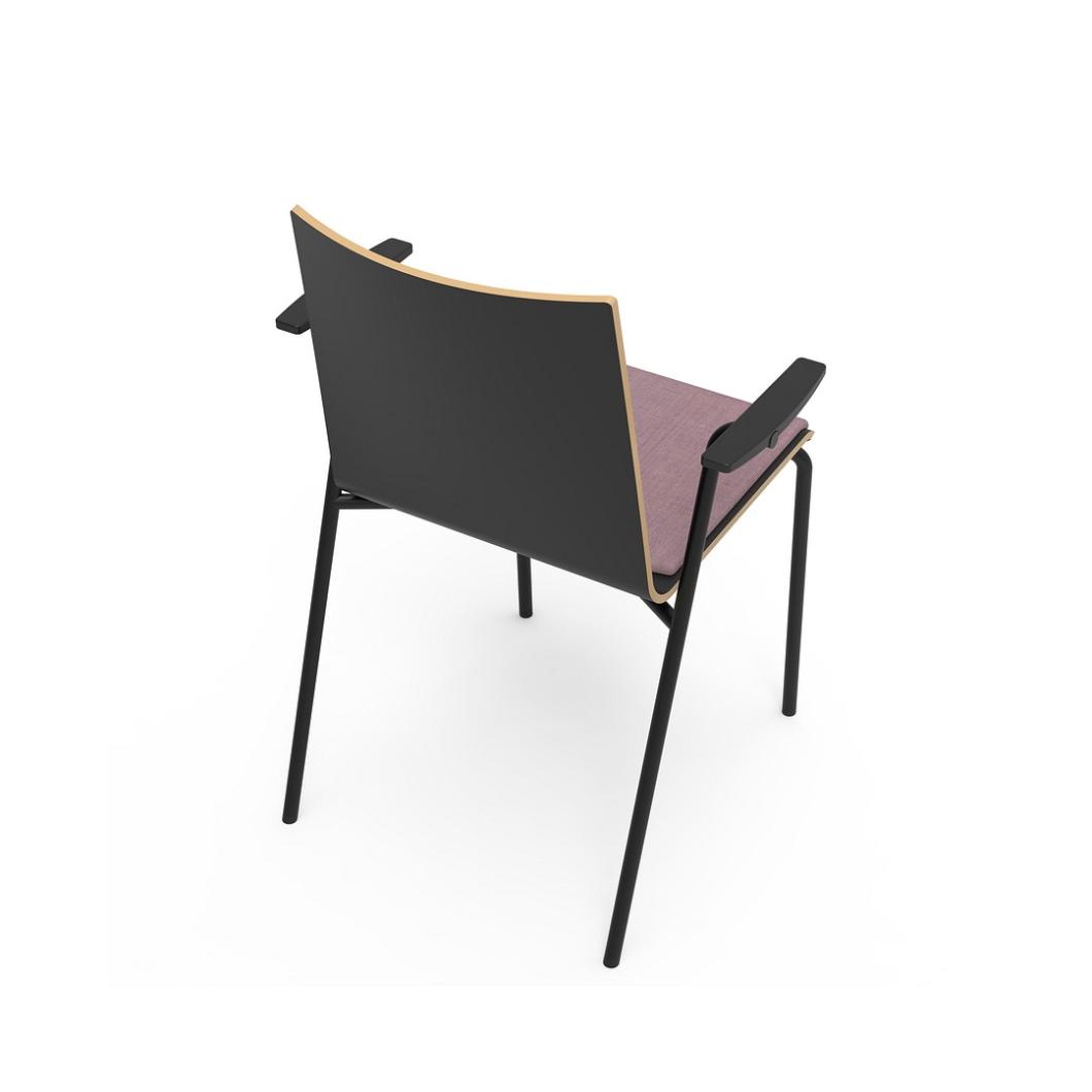Form_with_four_leg_base_02_fullHD.jpg