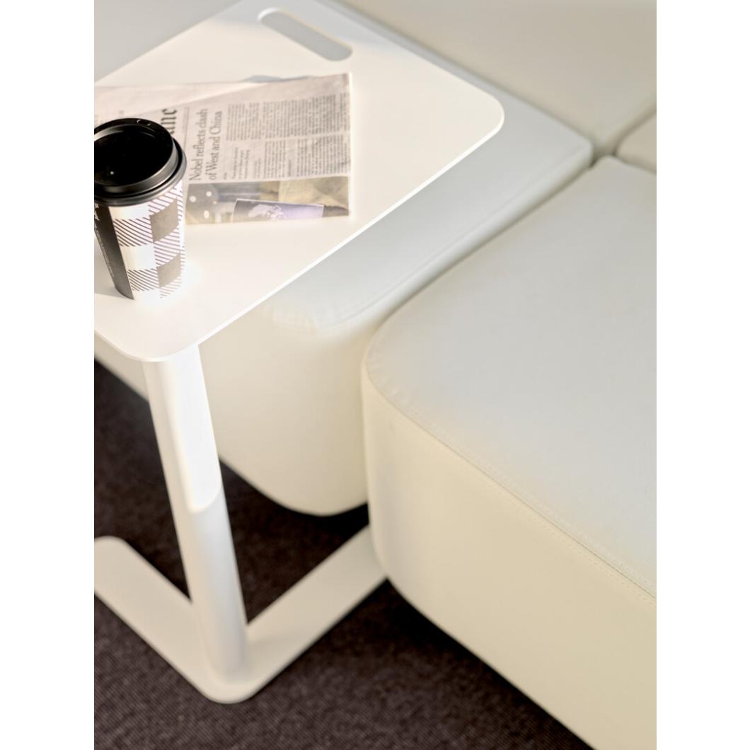 Movie_benches_group_detail_10_fullHD.jpg