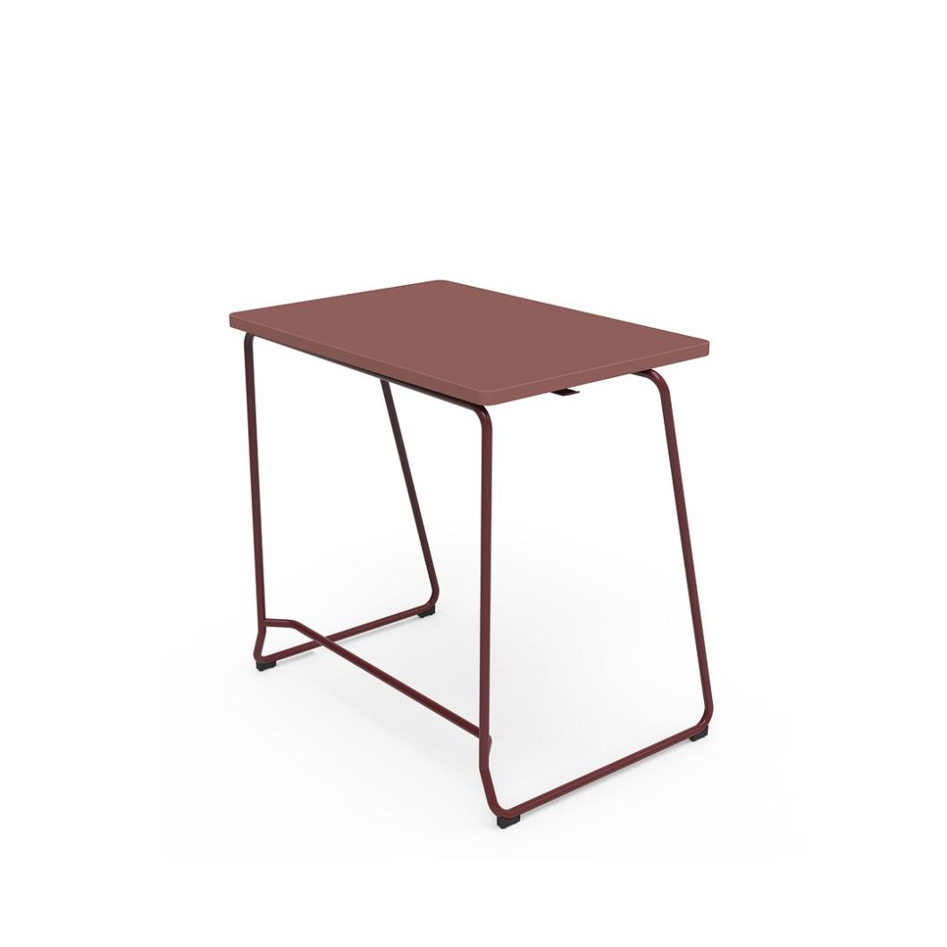 PoGo_school_table_01_fullHD.jpg